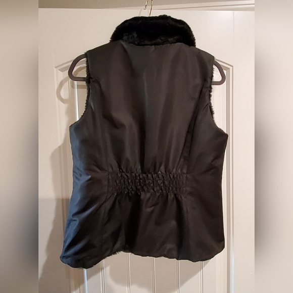 Black reversible vest - Picture 6 of 6